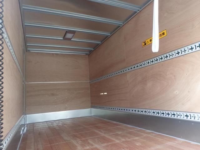 MITSUBISHI CANTER 2024 Image 31