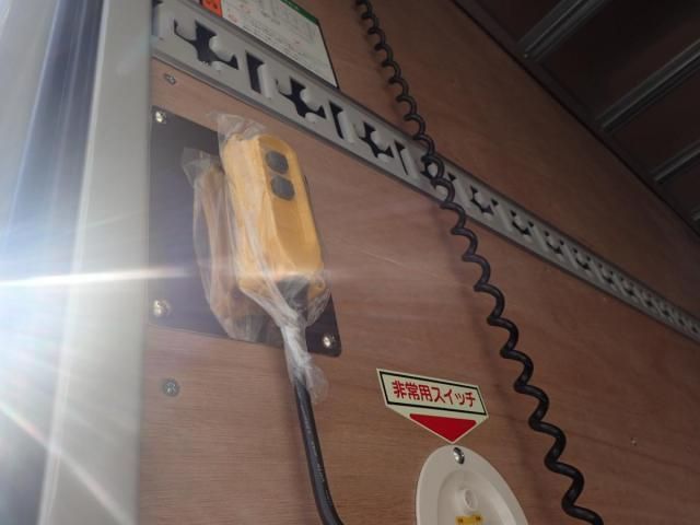 MITSUBISHI CANTER 2024 Image 31