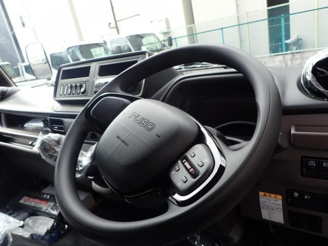 MITSUBISHI CANTER 2024 Image 31