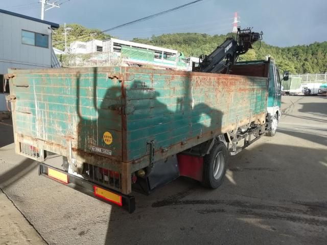 MITSUBISHI FUSOU FIGHTER 2001 Image 31