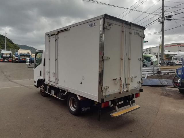 ISUZU ELF 2018 Image 31