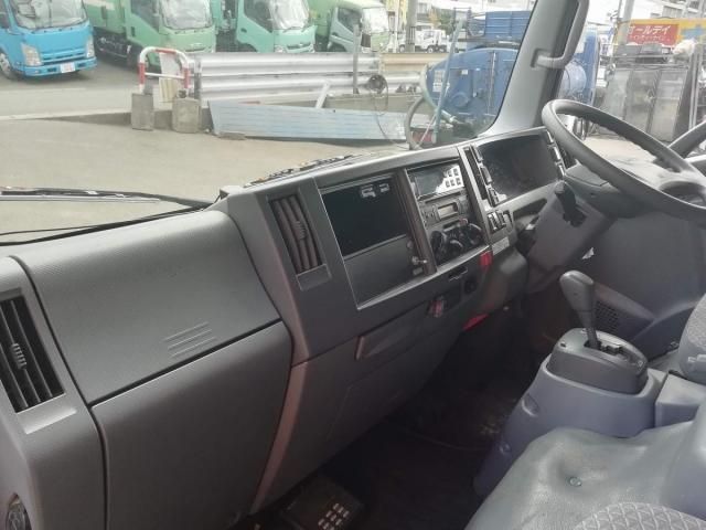 ISUZU ELF 2018 Image 31
