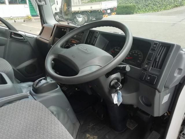 ISUZU ELF 2018 Image 31