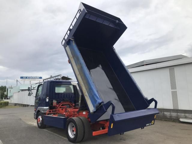 MITSUBISHI FUSOU FIGHTER 2010 Image 31