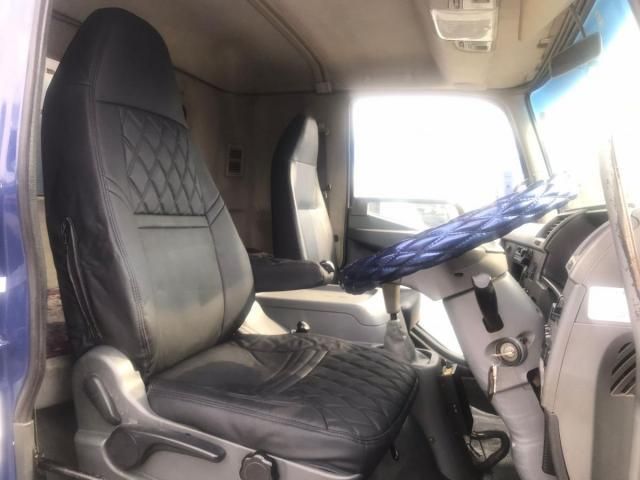 MITSUBISHI FUSOU FIGHTER 2010 Image 31