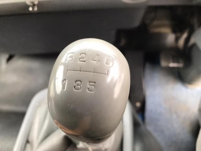 MITSUBISHI FUSOU FIGHTER 2010 Image 31