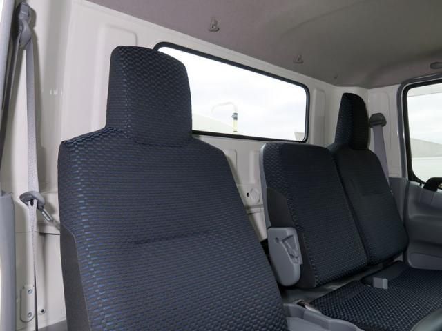 HINO DUTRO 2022 Image 31