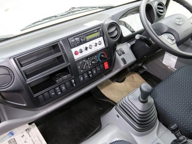 HINO DUTRO 2022 Image 31