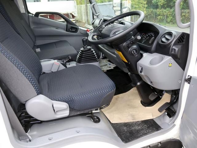 HINO DUTRO 2022 Image 31