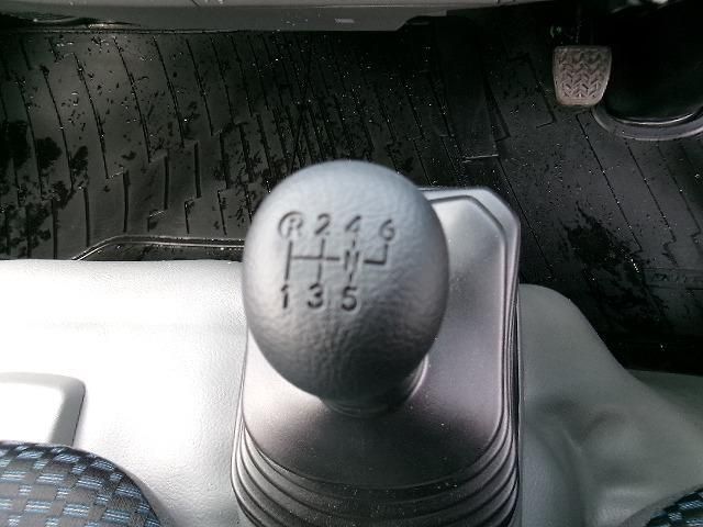 HINO DUTRO 2024 Image 31