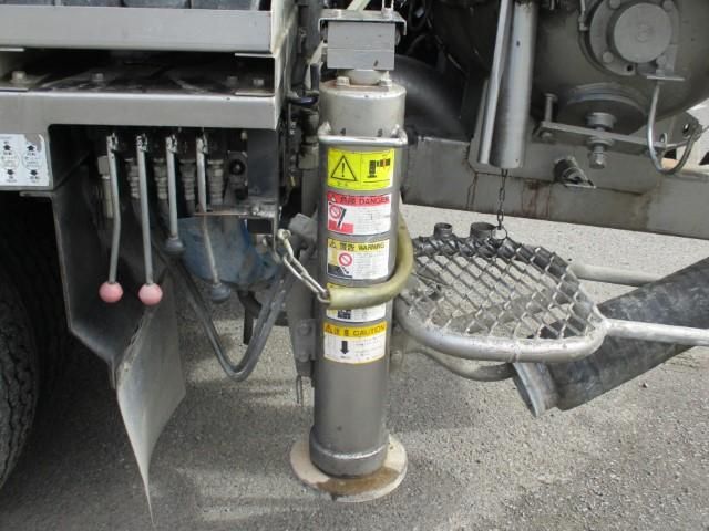 HINO DUTRO 2015 Image 31