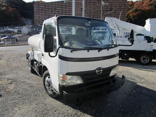 HINO DUTRO 2008 Image 31