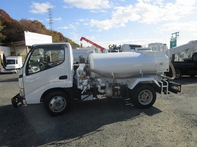 HINO DUTRO 2008 Image 31