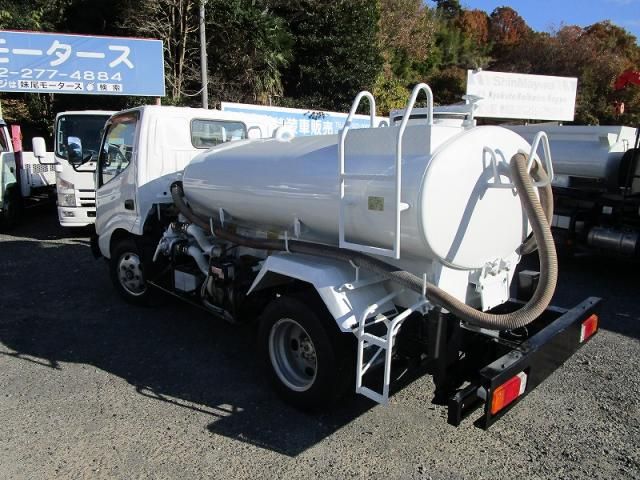 HINO DUTRO 2008 Image 31