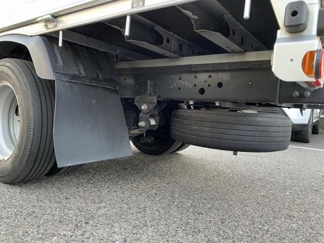 HINO DUTRO 2017 Image 31