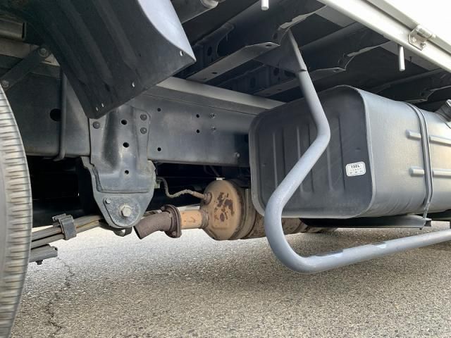 HINO DUTRO 2017 Image 31