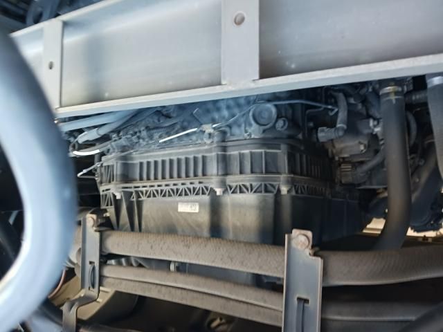 NISSAN DIESEL QUON 2018 Image 31