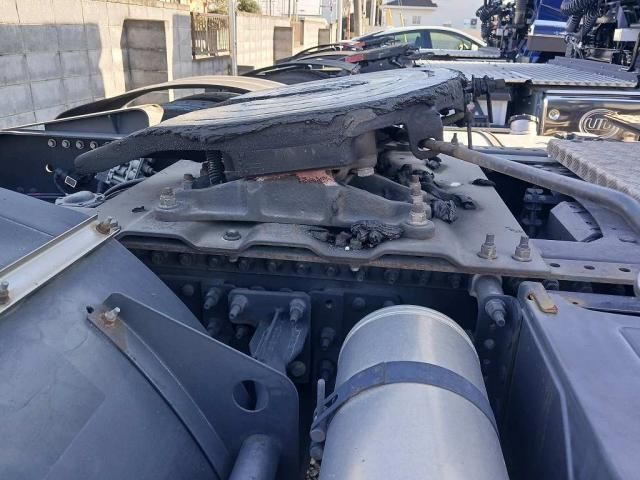 NISSAN DIESEL QUON 2018 Image 31