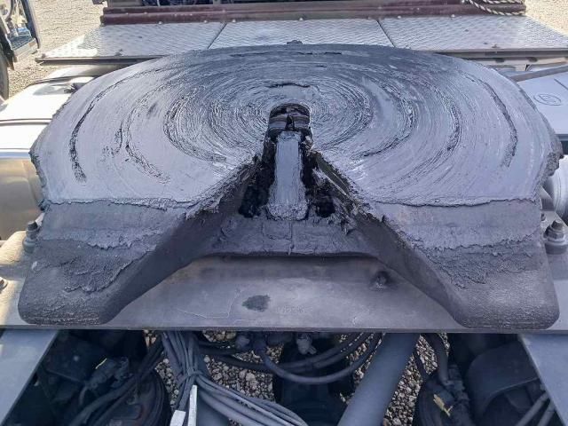 NISSAN DIESEL QUON 2018 Image 31