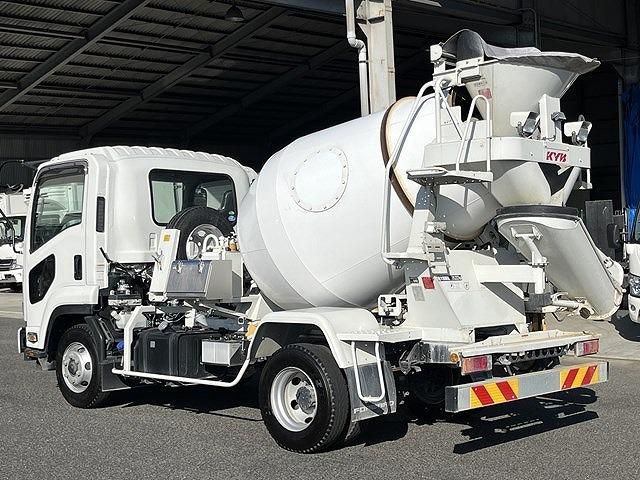 ISUZU FORWARD 2022 Image 31