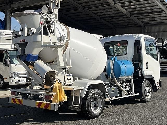 ISUZU FORWARD 2022 Image 31