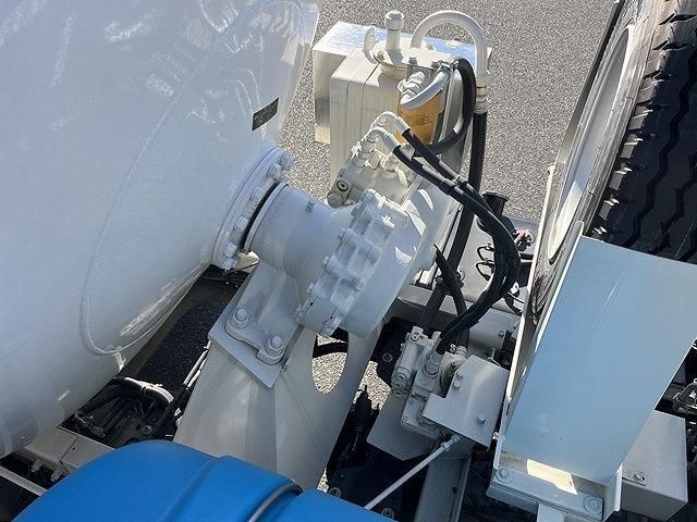 ISUZU FORWARD 2022 Image 31