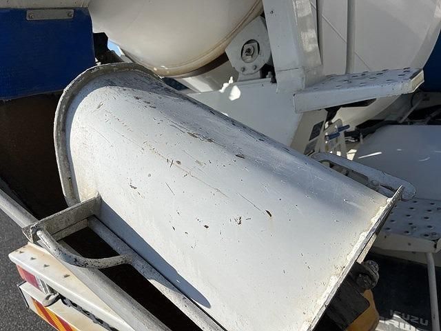 ISUZU FORWARD 2022 Image 31