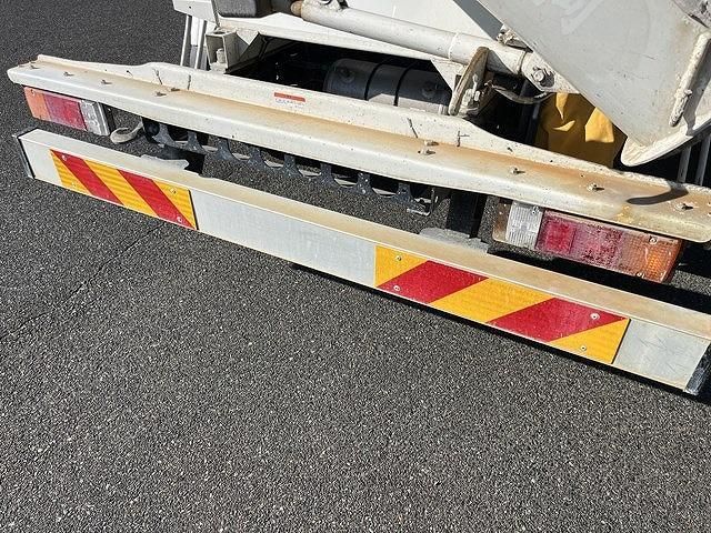 ISUZU FORWARD 2022 Image 31