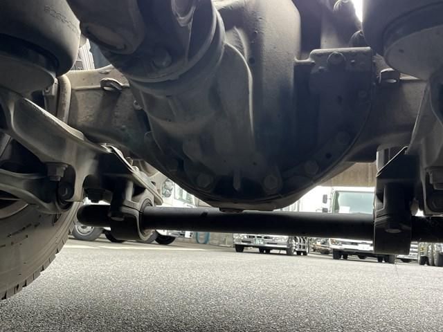 NISSAN DIESEL QUON 2020 Image 31