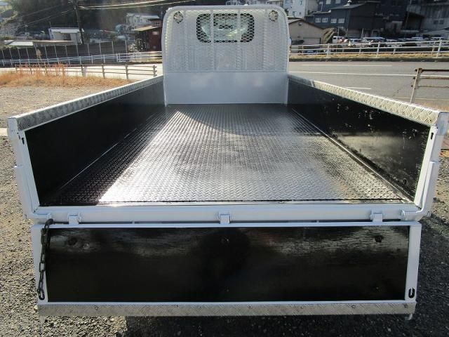 ISUZU ELF 2015 Image 31