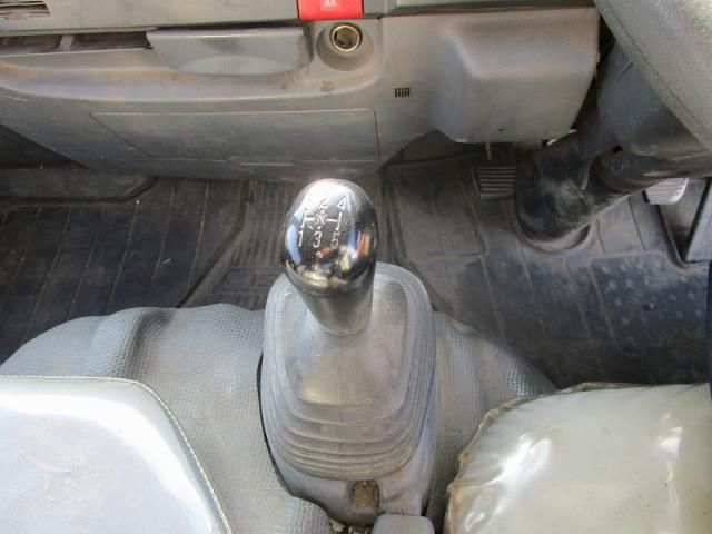 ISUZU ELF 2015 Image 31