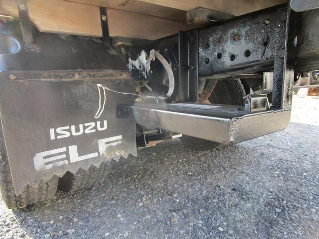 ISUZU ELF 2015 Image 31
