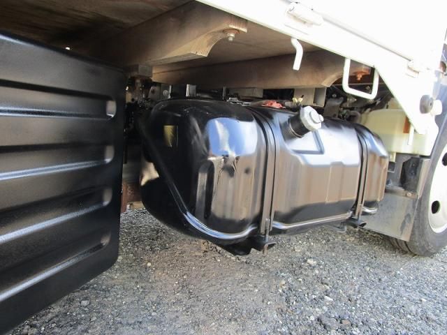 ISUZU ELF 2015 Image 31