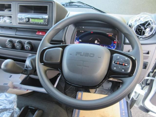 MITSUBISHI CANTER 2024 Image 31