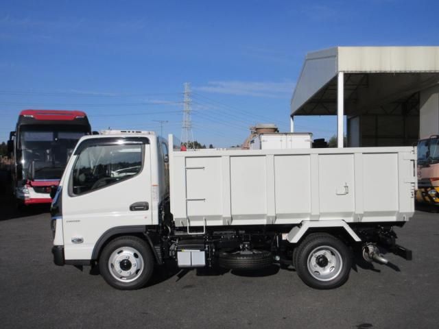 MITSUBISHI CANTER 2024 Image 31
