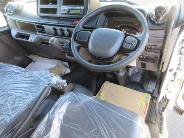 MITSUBISHI CANTER 2024 Image 31