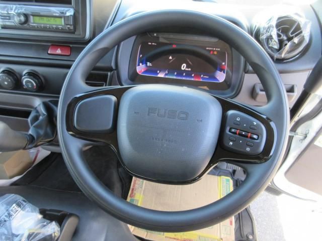 MITSUBISHI CANTER 2024 Image 31