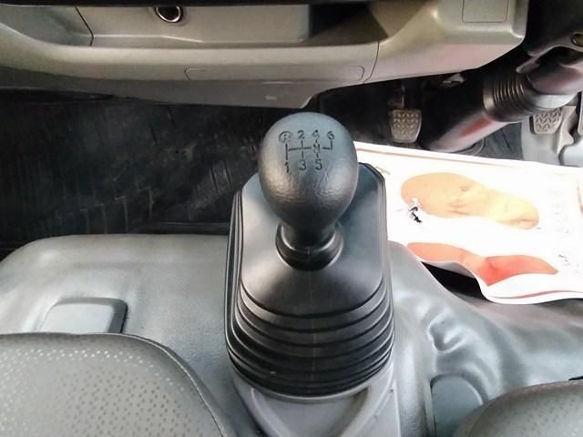 HINO DUTRO 2020 Image 31