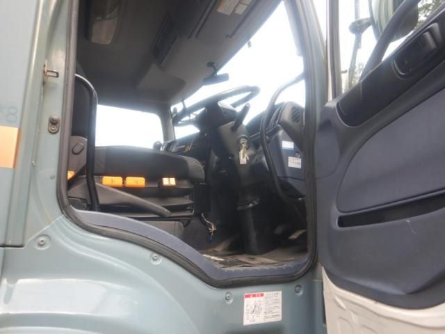 HINO PROFIA 2010 Image 31