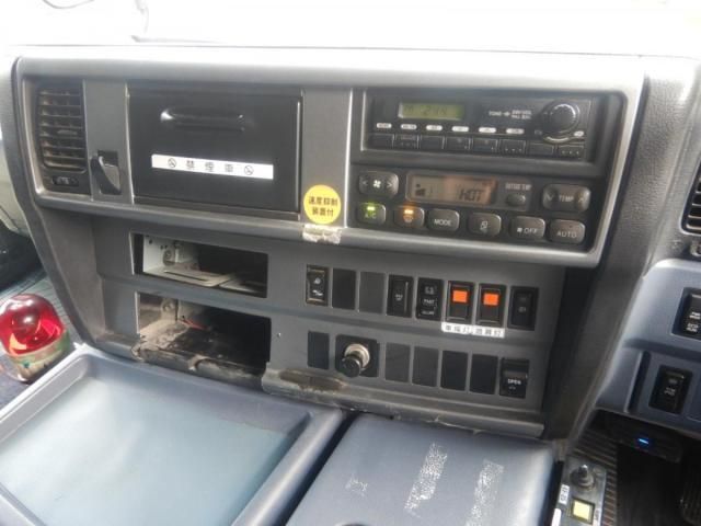 HINO PROFIA 2010 Image 31