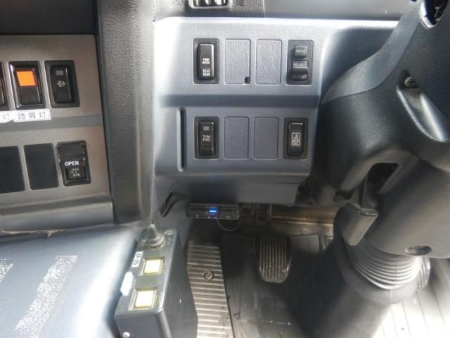 HINO PROFIA 2010 Image 31