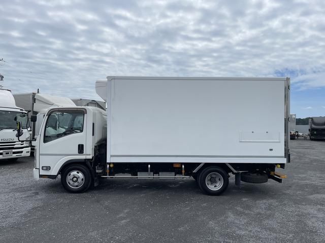 ISUZU ELF 2019 Image 31
