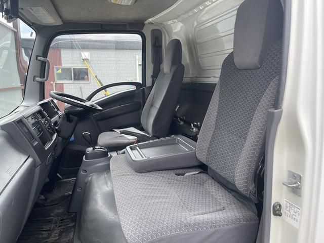 ISUZU ELF 2019 Image 31