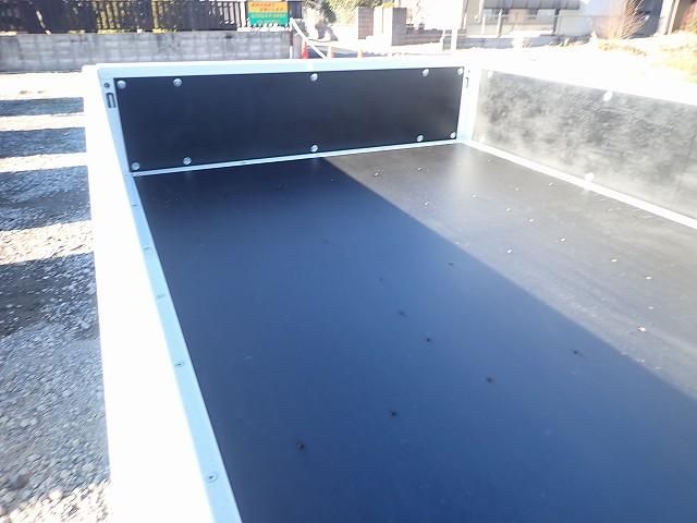 MITSUBISHI CANTER 2024 Image 31