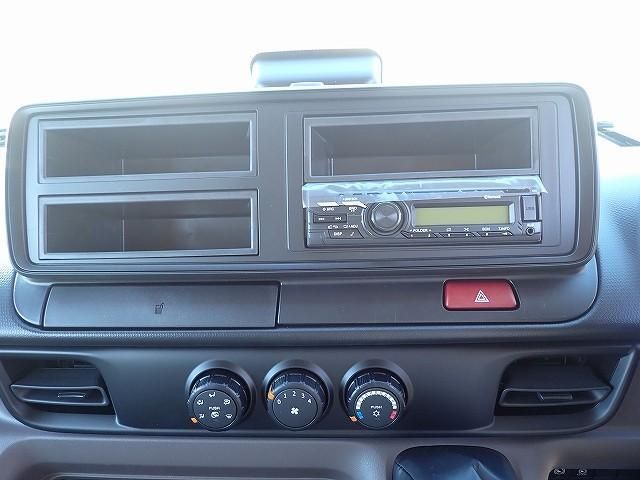 MITSUBISHI CANTER 2024 Image 31