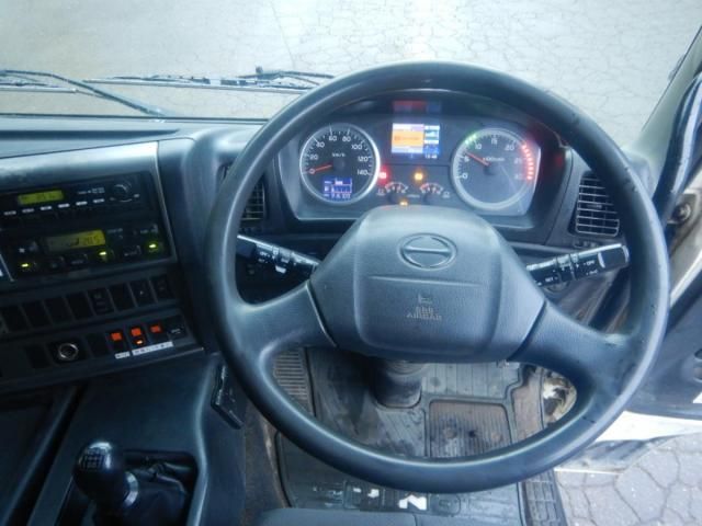 HINO PROFIA 2011 Image 31