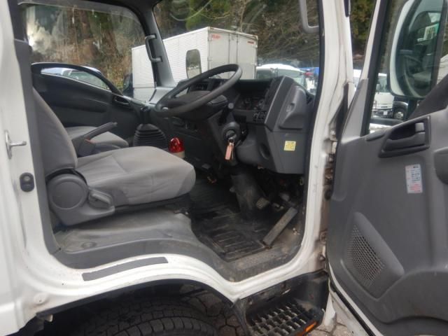 ISUZU ELF 2016 Image 31