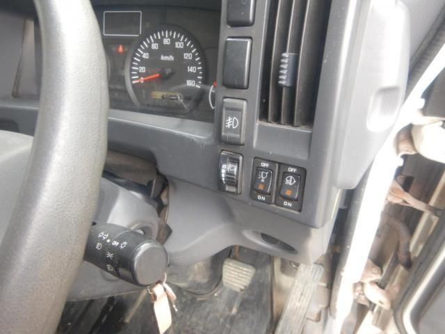 ISUZU ELF 2016 Image 31