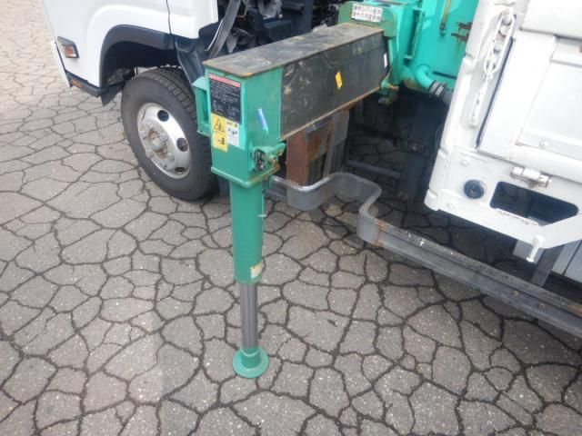 ISUZU ELF 2016 Image 31