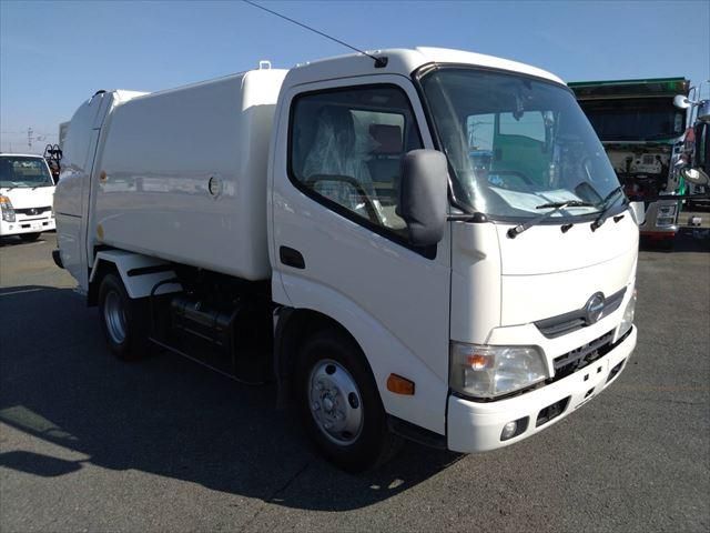 HINO DUTRO 2014 Image 31